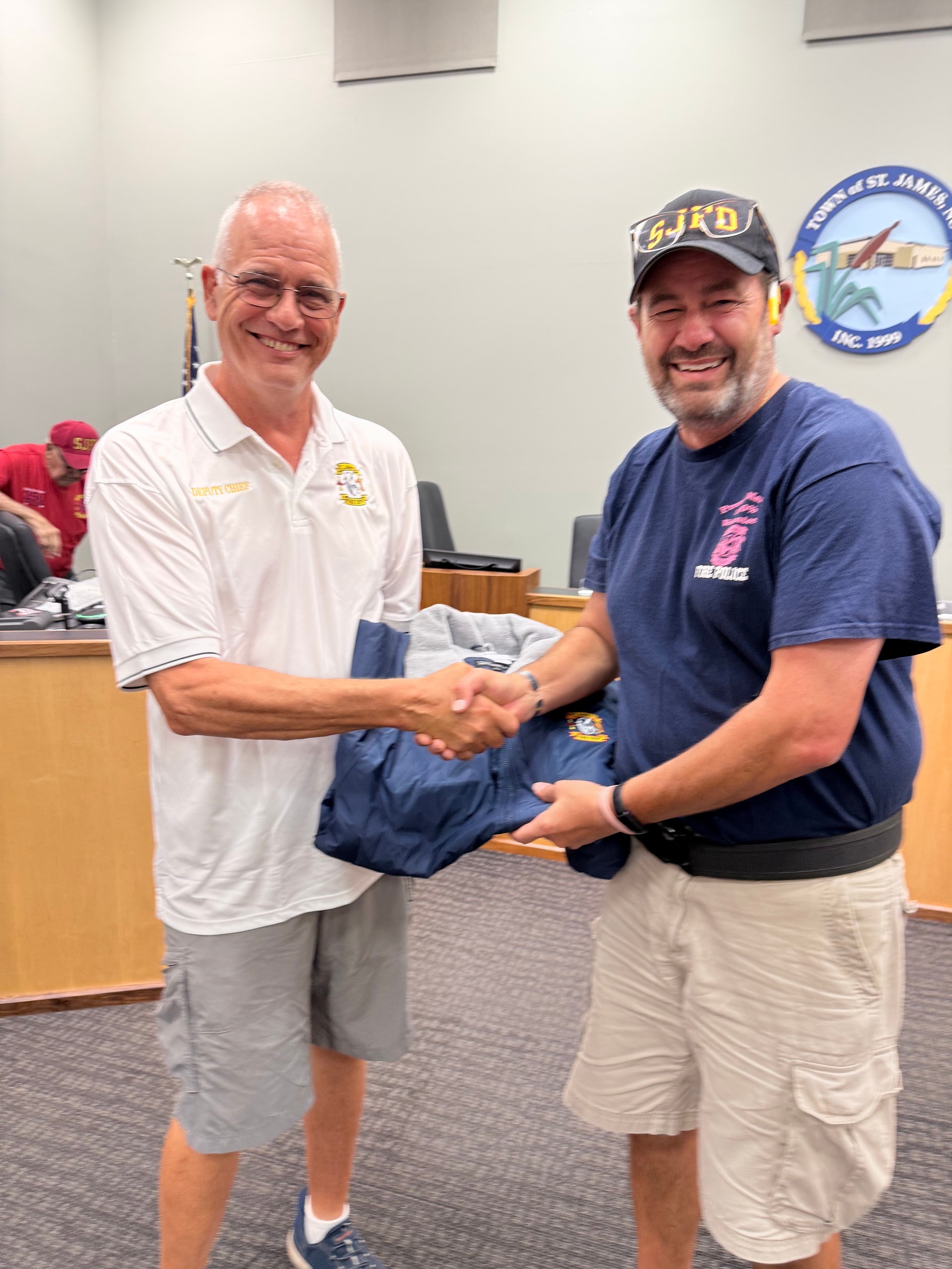 Matt Crean receiving his 1-year service award